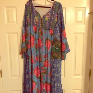 BOHO hippie flowery flowing dress